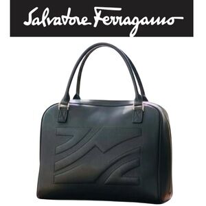 SALVATORE FERRAGAMO Leather Bag, Vintage. EUC